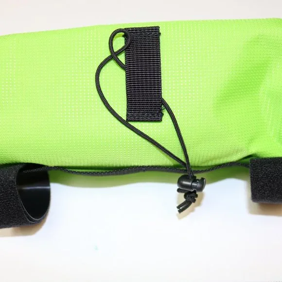 Speedsleev Diego Small Green Handlebar Bag - NEW: Retail $35 - Picture 6 of 6